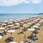 Marina View Seaside Διαμέρισμα Λάρνακα